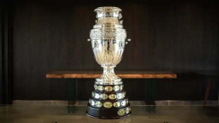 El trofeo de la Copa América que se levantará esta semana en Miami (Foto: Conmebol)