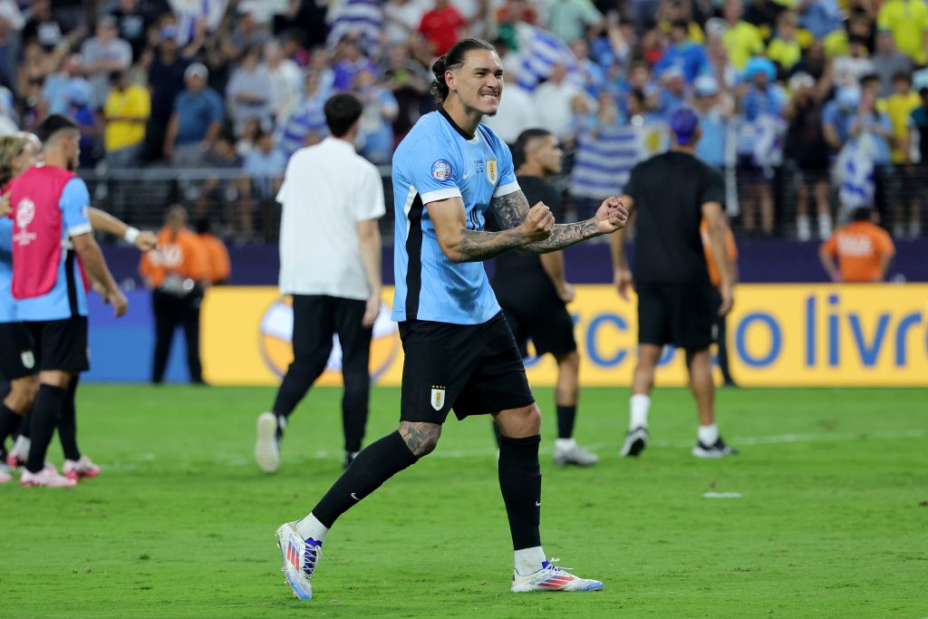 Darwin Núñez festeja una victoria de Uruguay en la Copa América 2024. (Ethan Miller/Getty Images).
