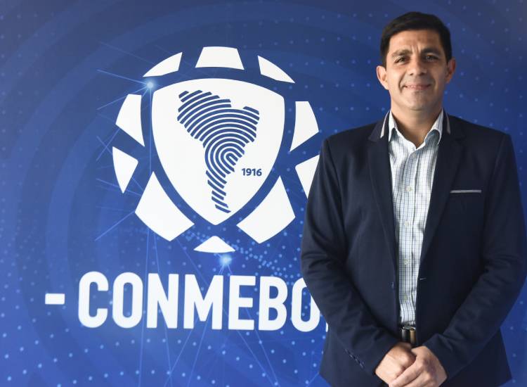 Enrique Cáceres, el encargado de los arbitrajes en Conmebol